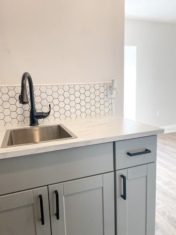 321 38th St #3 - Photo 5 of 30