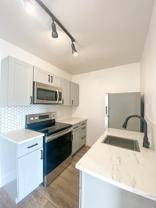 321 38th St #3 - Photo 1 of 1