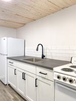 featured image of 8 E Sycamore St #1
