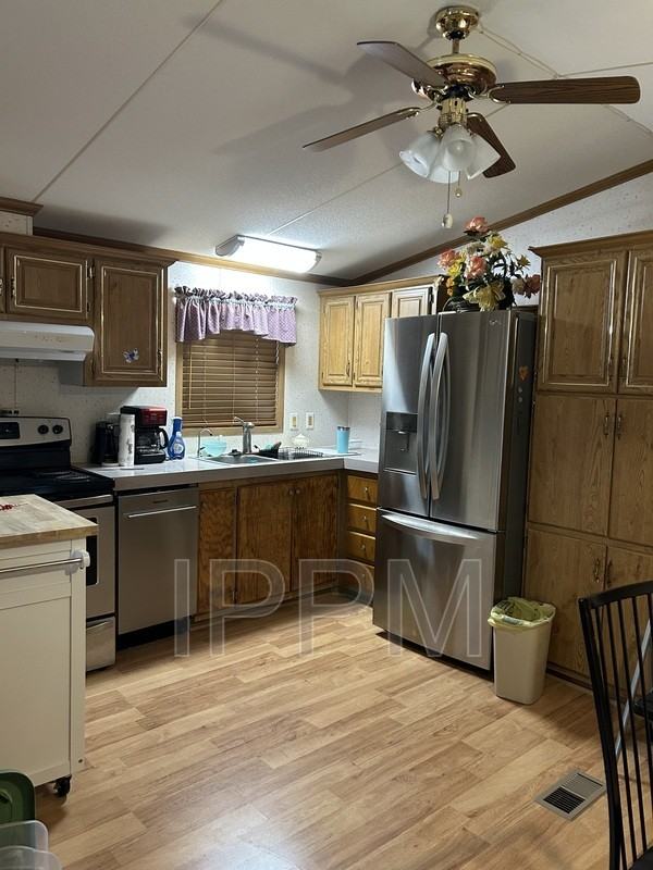 712 N Anaqua St - Photo 3 of 14