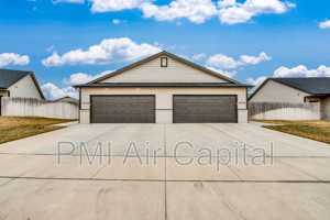 featured image of 12132 W Fontana St