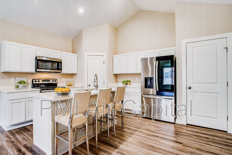 12132 W Fontana St - Photo 4 of 11