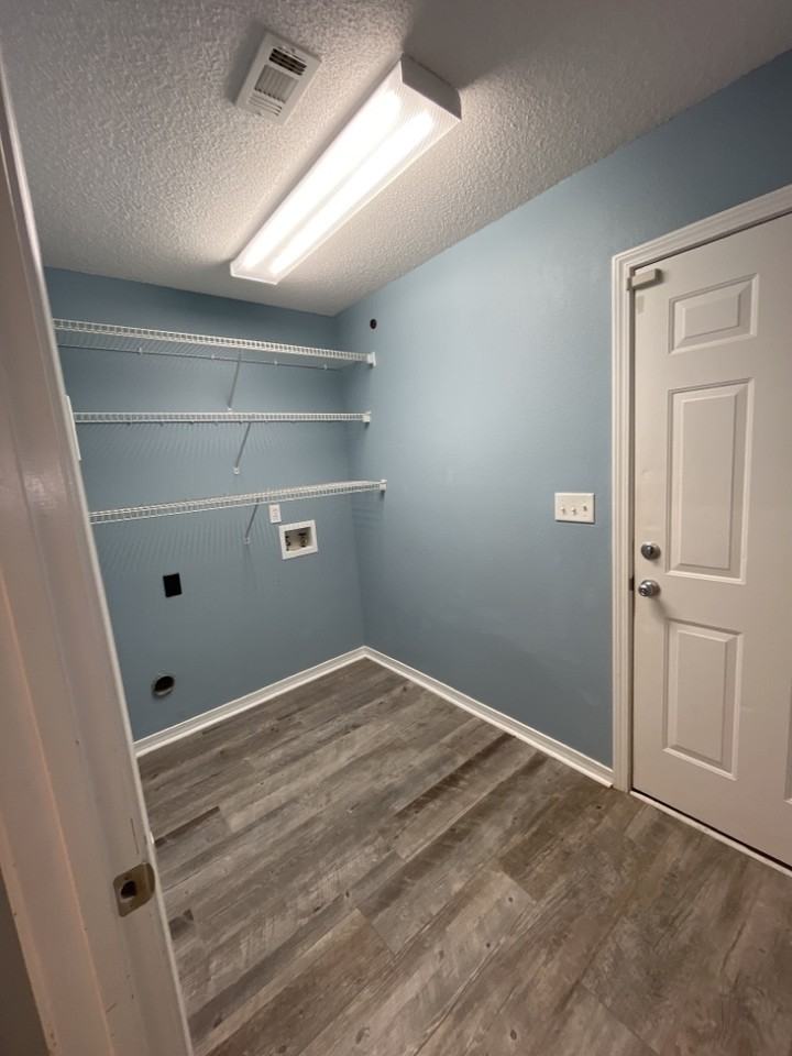 2126 Hagood Loop - Photo 7 of 18