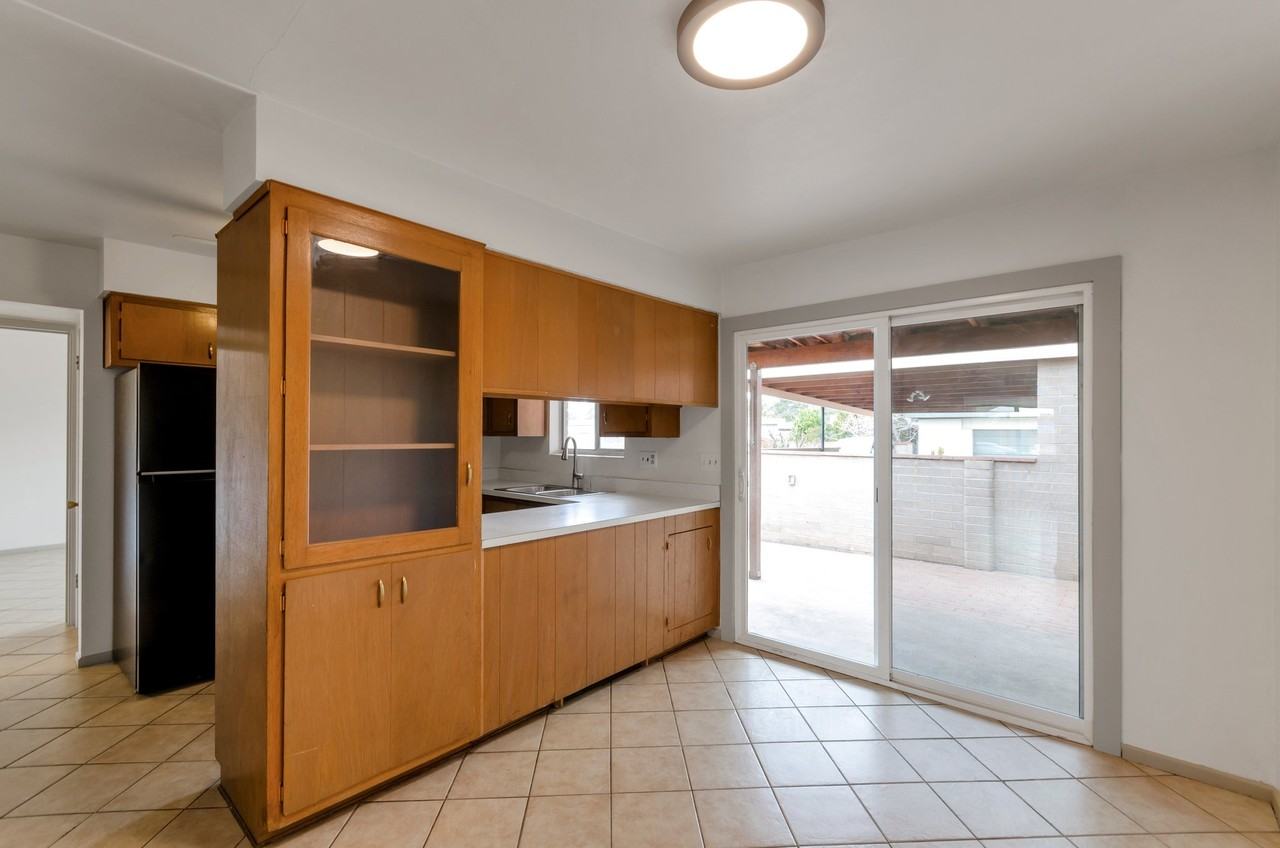 5821 E North St - Photo 6 of 19