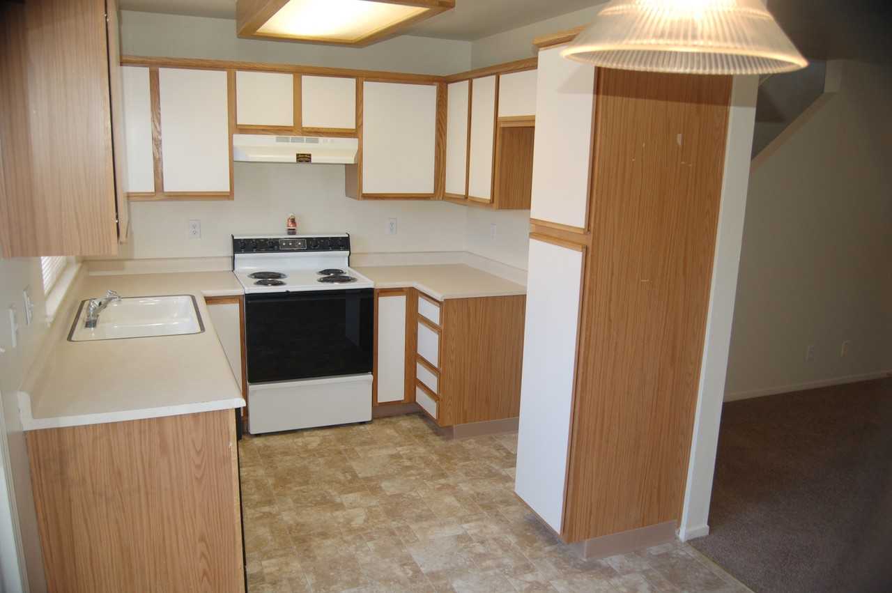 410 Valley Cir #AD - Photo 6 of 21