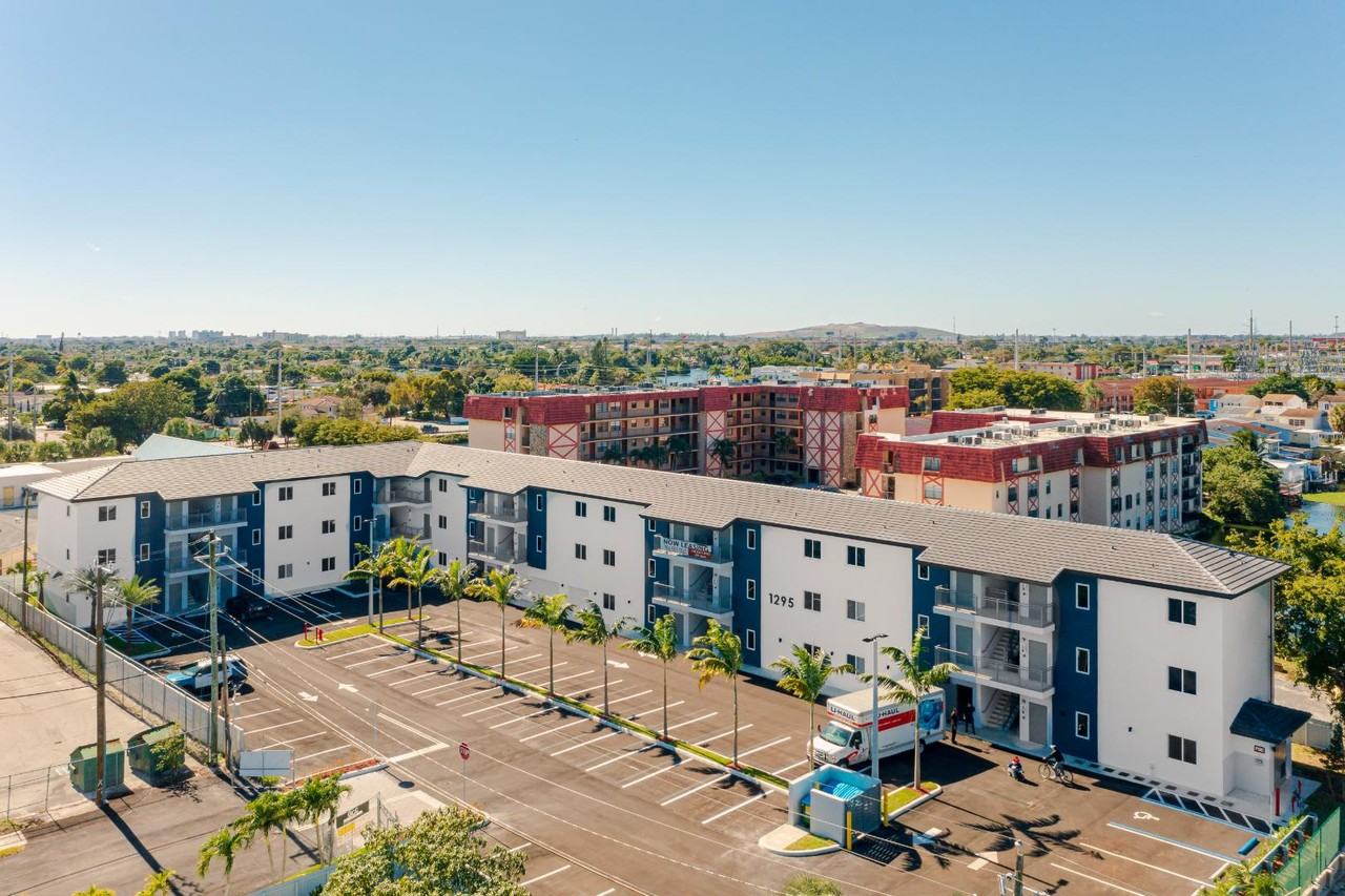 1295 W 69 ST - Photo 4 of 5