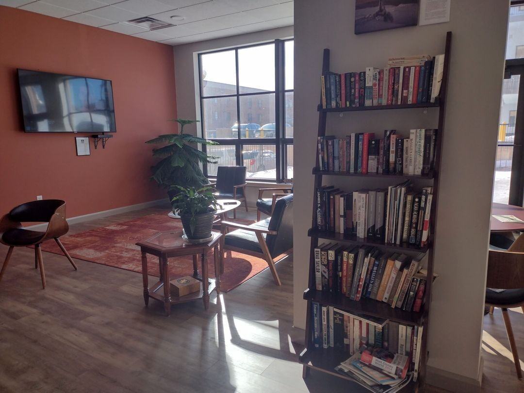 Two Marquette Place - Photo 3 of 33