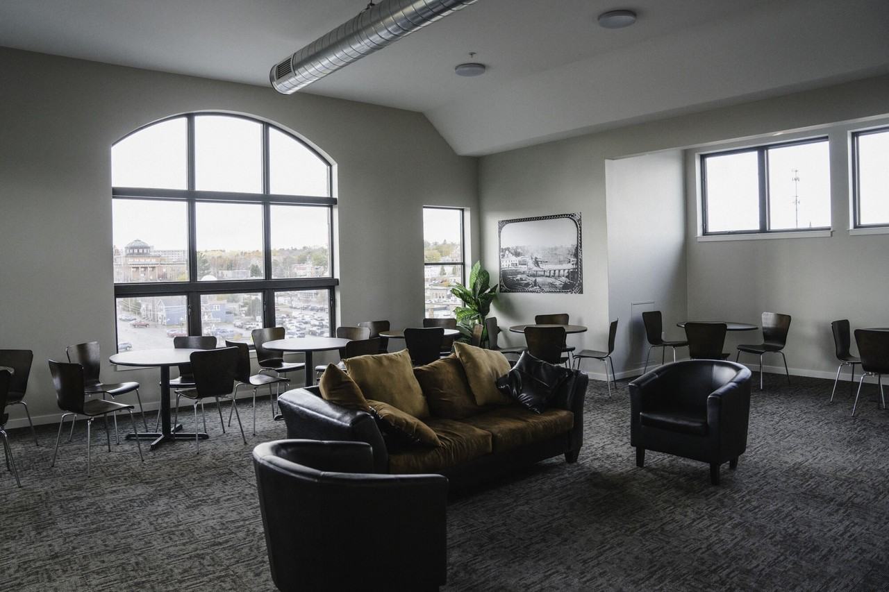 Two Marquette Place - Photo 5 of 33