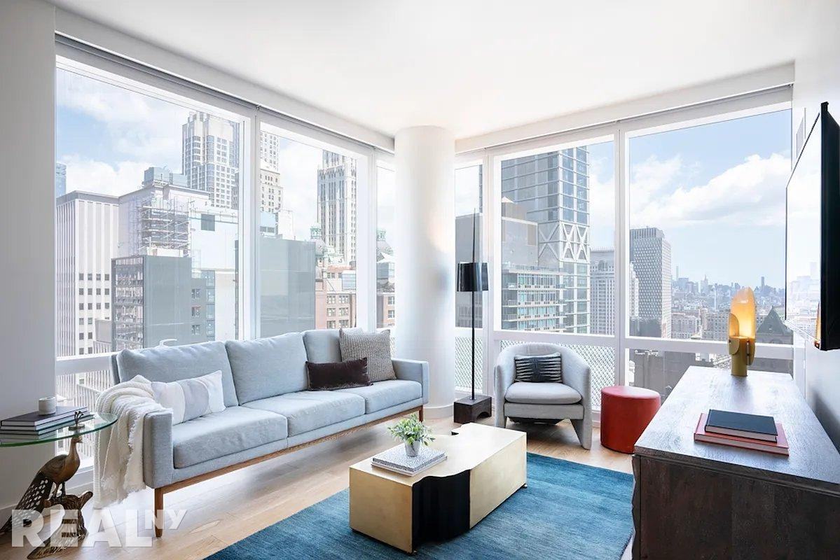 Dutch St #40B - Photo 3 of 11