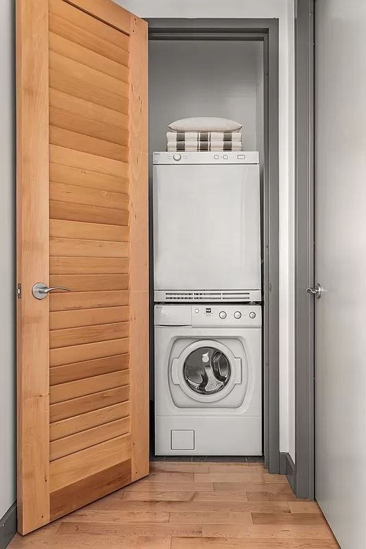 Spruce St #36F - Photo 5 of 11