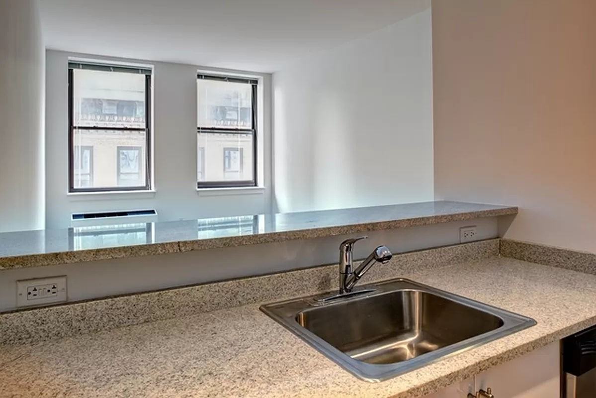 Wall St #PHA - Photo 2 of 11