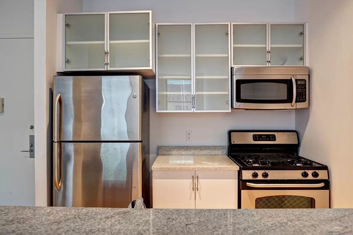 Wall St #PHA - Photo 3 of 11