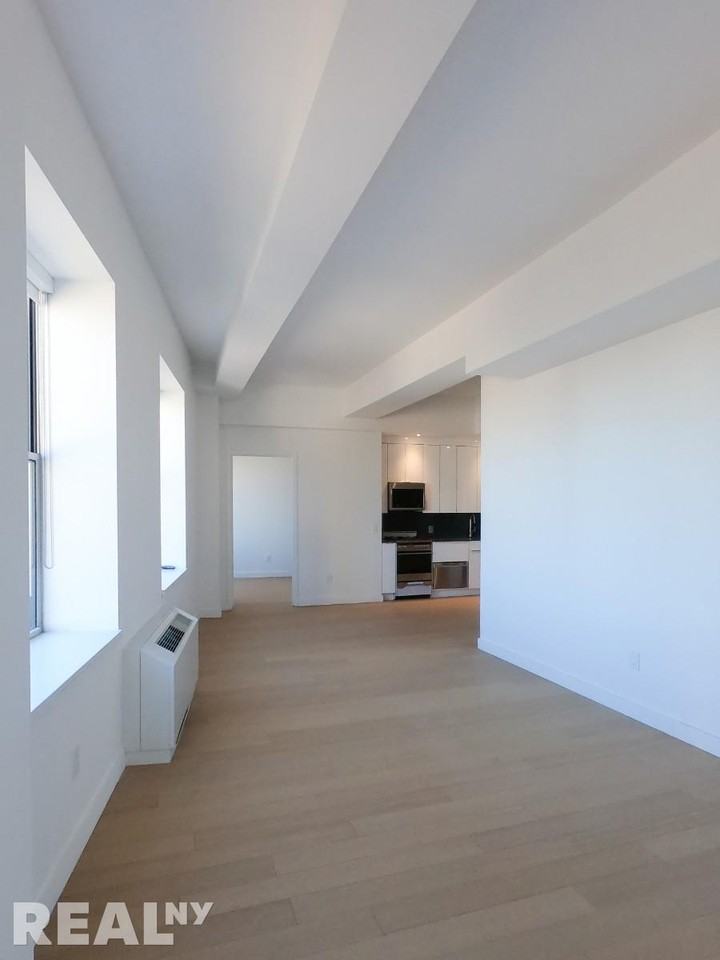 John St #3105 - Photo 4 of 7