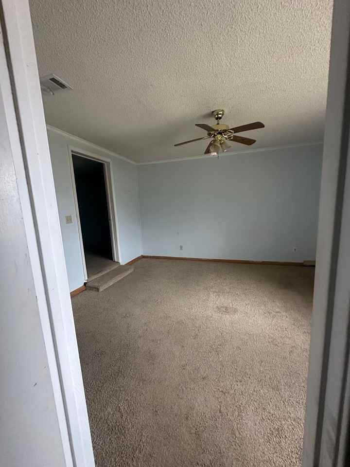 55 Hoke Floyd Rd - Photo 3 of 11