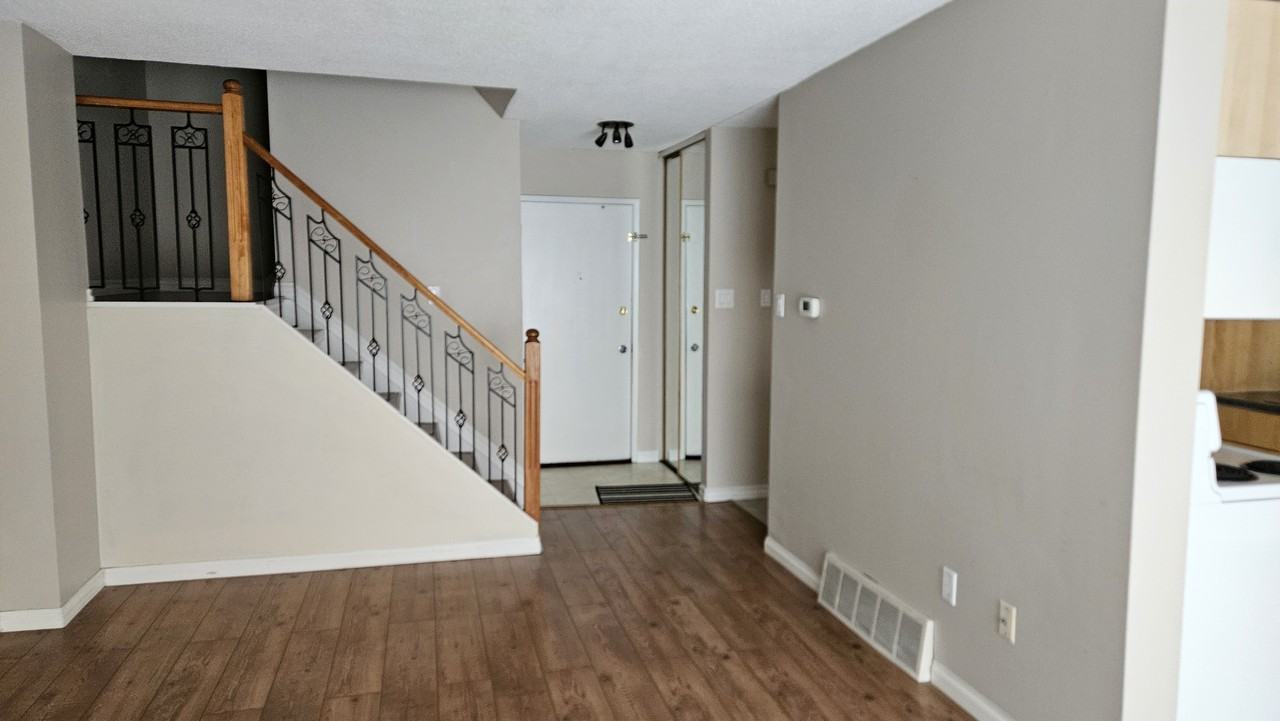 16405 89 Avenue Northwest #G - Photo 6 of 29