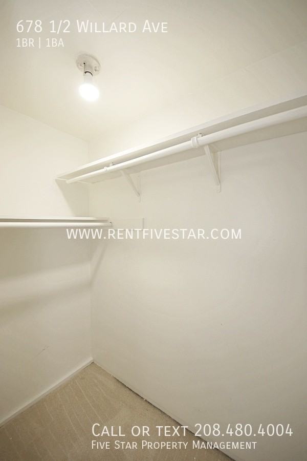 678 1/2 Willard Ave - Photo 6 of 10