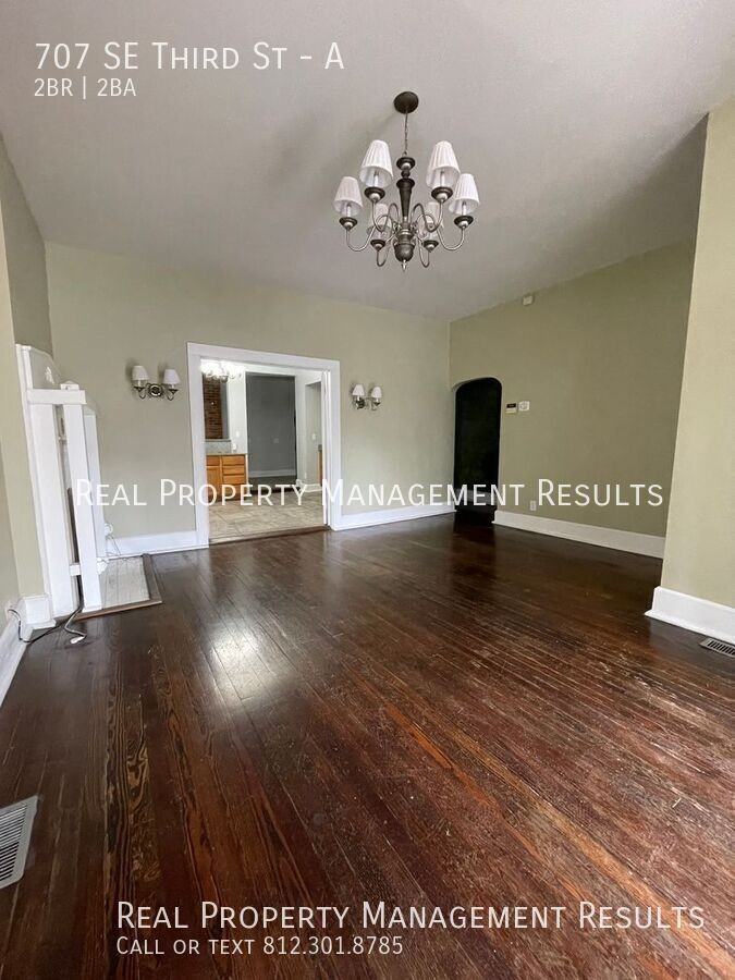 707 Se 3rd St #A - Photo 2 of 15