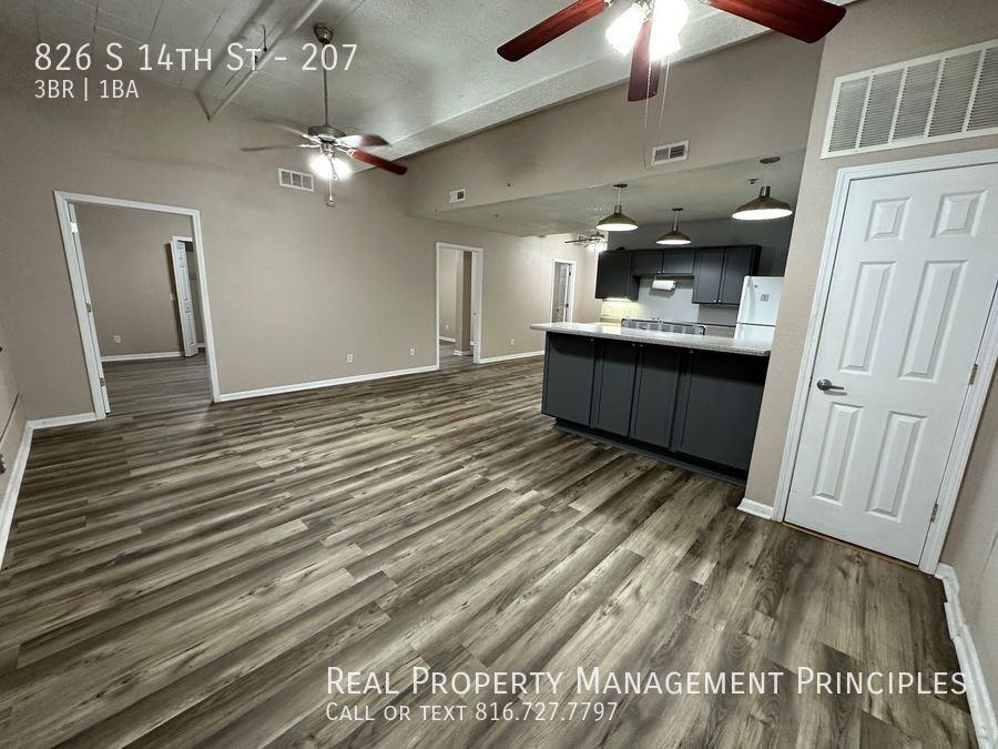 826 South 14th Street #207 - Photo 3 of 11