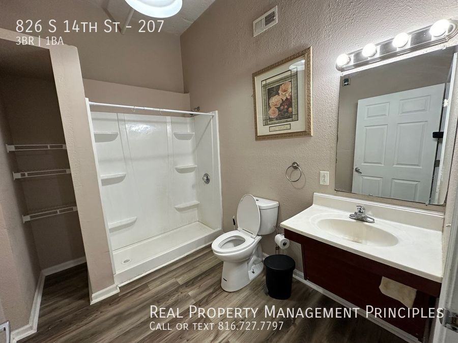 826 South 14th Street #207 - Photo 7 of 11