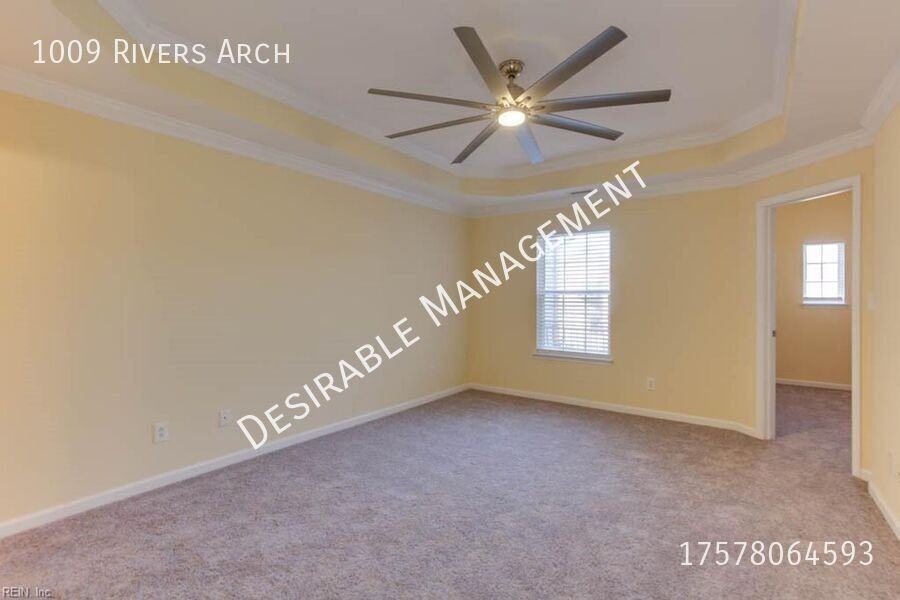 1009 Rivers Arch - Photo 3 of 24