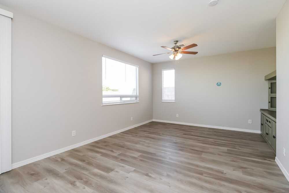 40598 N Domiano St - Photo 5 of 17