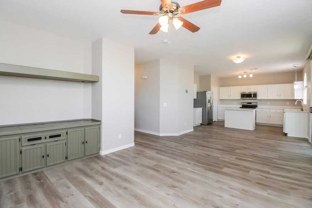 40598 N Domiano St - Photo 6 of 17