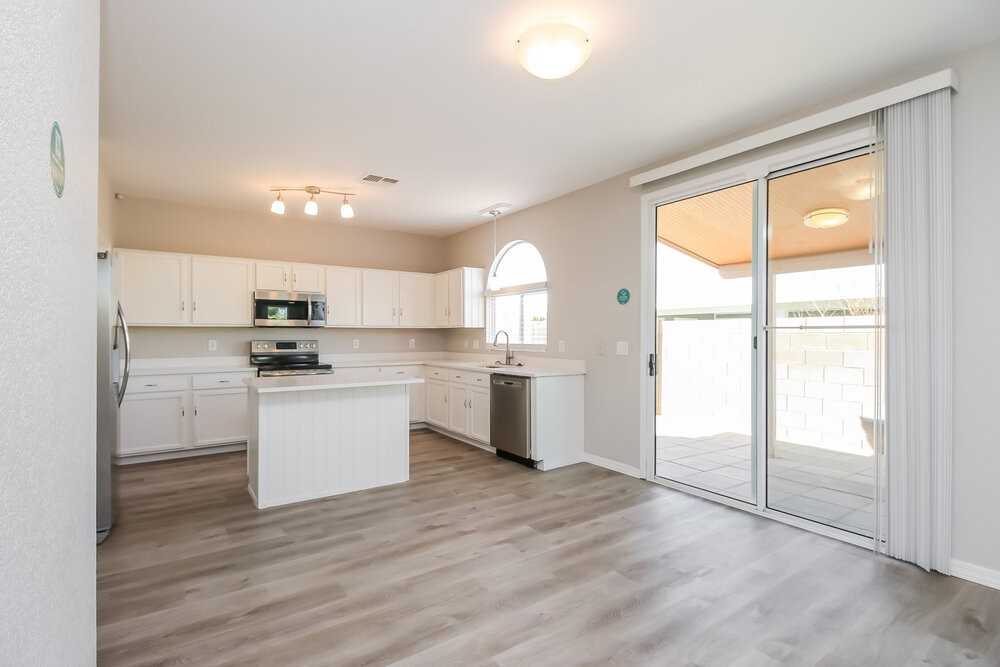 40598 N Domiano St - Photo 7 of 17