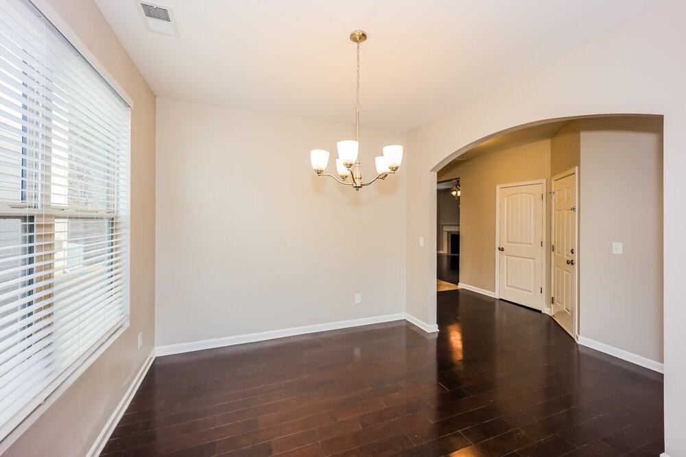 4782 Brookwood Pl - Photo 5 of 17