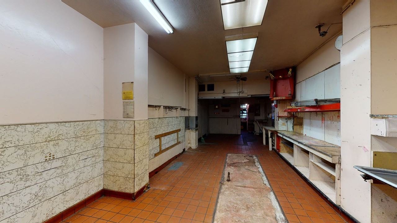 834 Jackson St - Photo 2 of 8