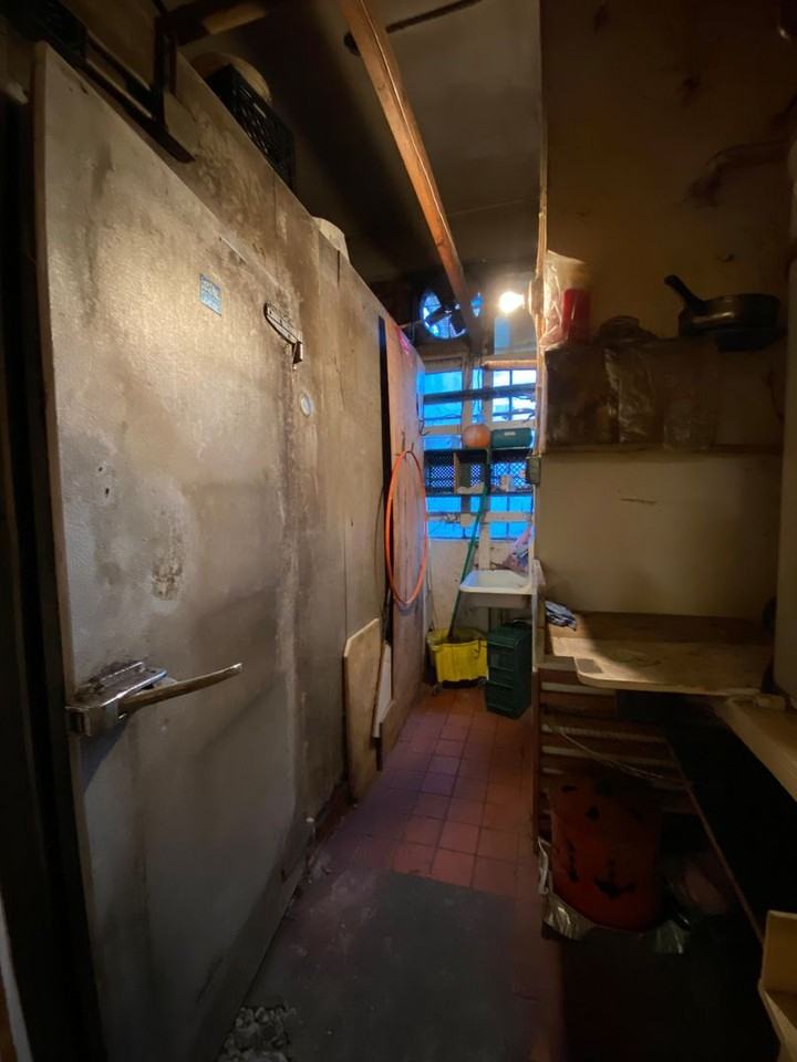 834 Jackson St - Photo 3 of 8