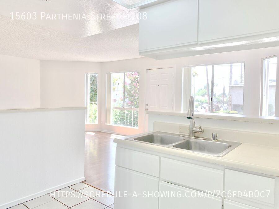 15603 Parthenia St #108 - Photo 3 of 13