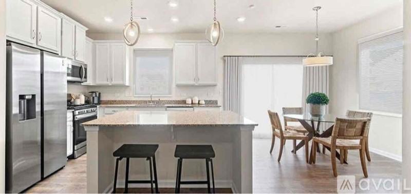 3753 Yorkshire Pl - Photo 5 of 9