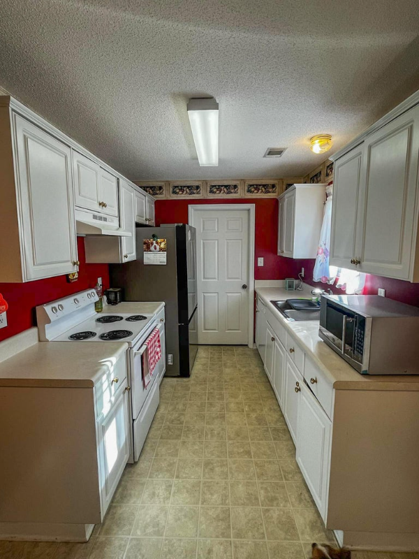 4412 Hatteras Dr - Photo 3 of 11