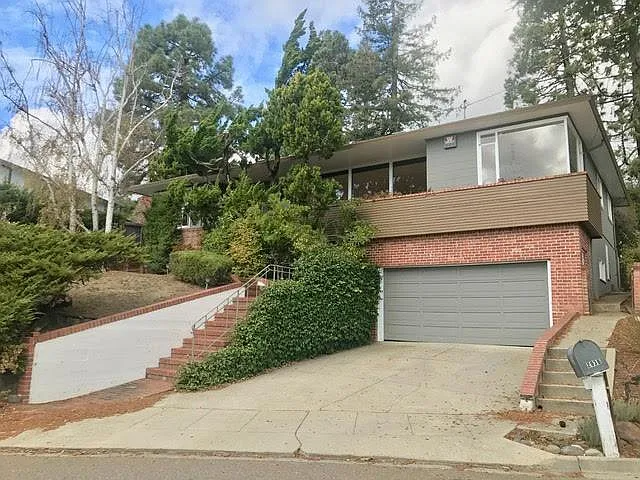 2036 Braemar Rd - Photo 2 of 20