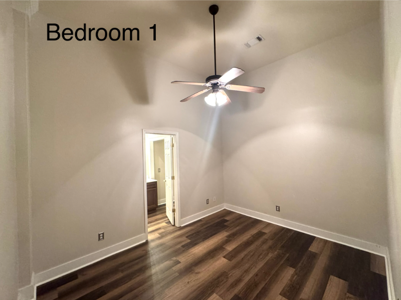 409 Main St #1 - Photo 5 of 9