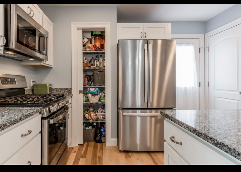 42 Admiral Harry Rich Dr - Photo 5 of 13