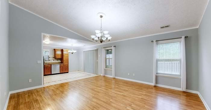 3814 Sonoma Ln #3814 - Photo 2 of 20