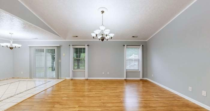 3814 Sonoma Ln #3814 - Photo 3 of 20