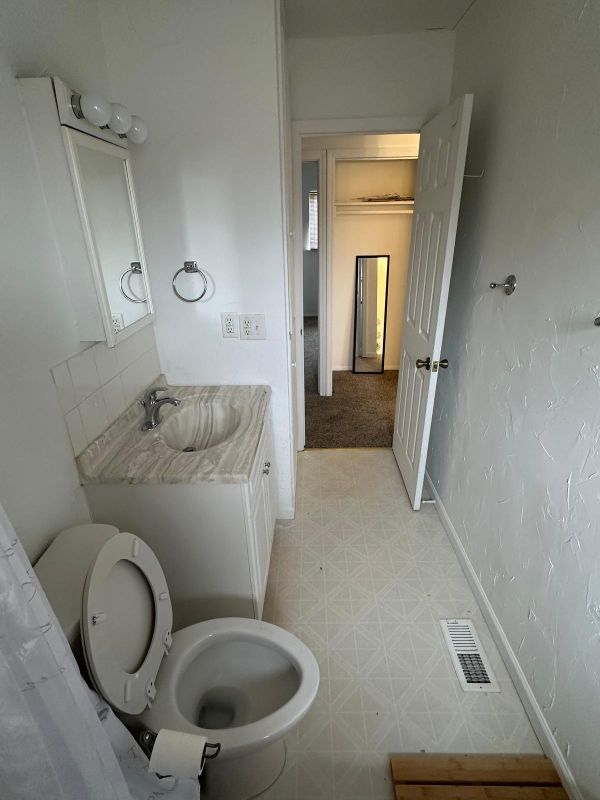 620 London Rd - Photo 3 of 19