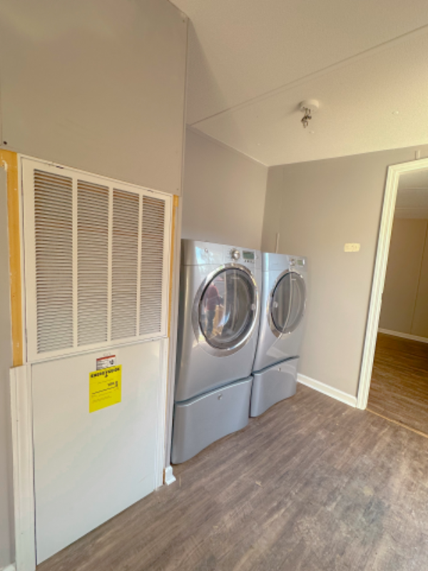 2105 Harristown Rd - Photo 3 of 13