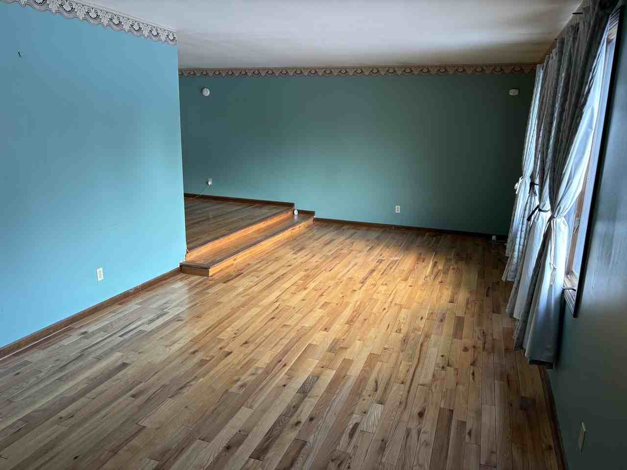 721 Trenton St #721 - Photo 3 of 5