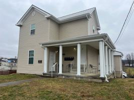 featured image of 1011 Anderson St