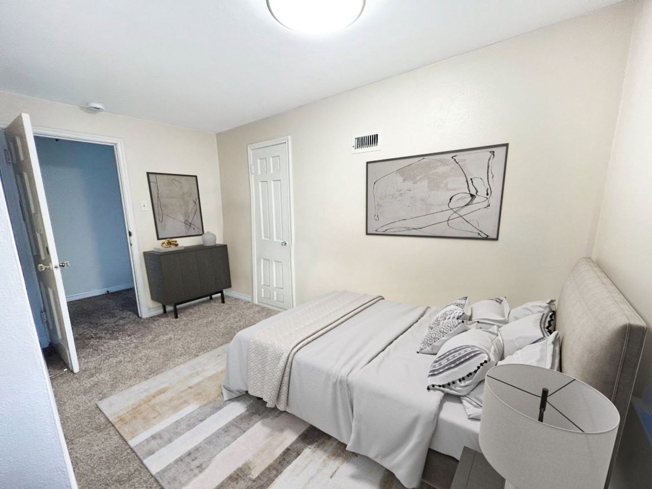 312 Hayward - Photo 3 of 9