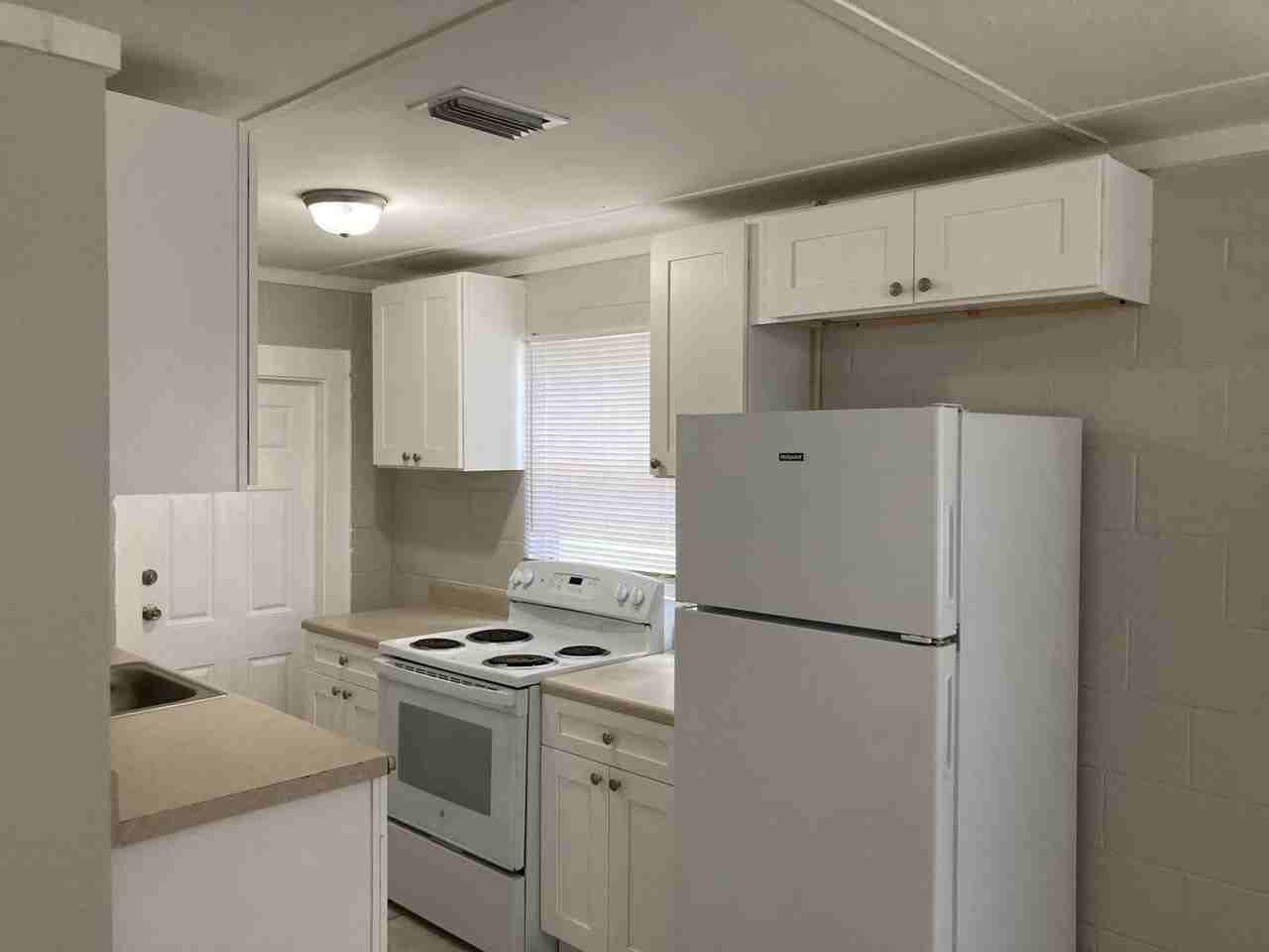 12 Nw 16th Ct - Photo 4 of 13