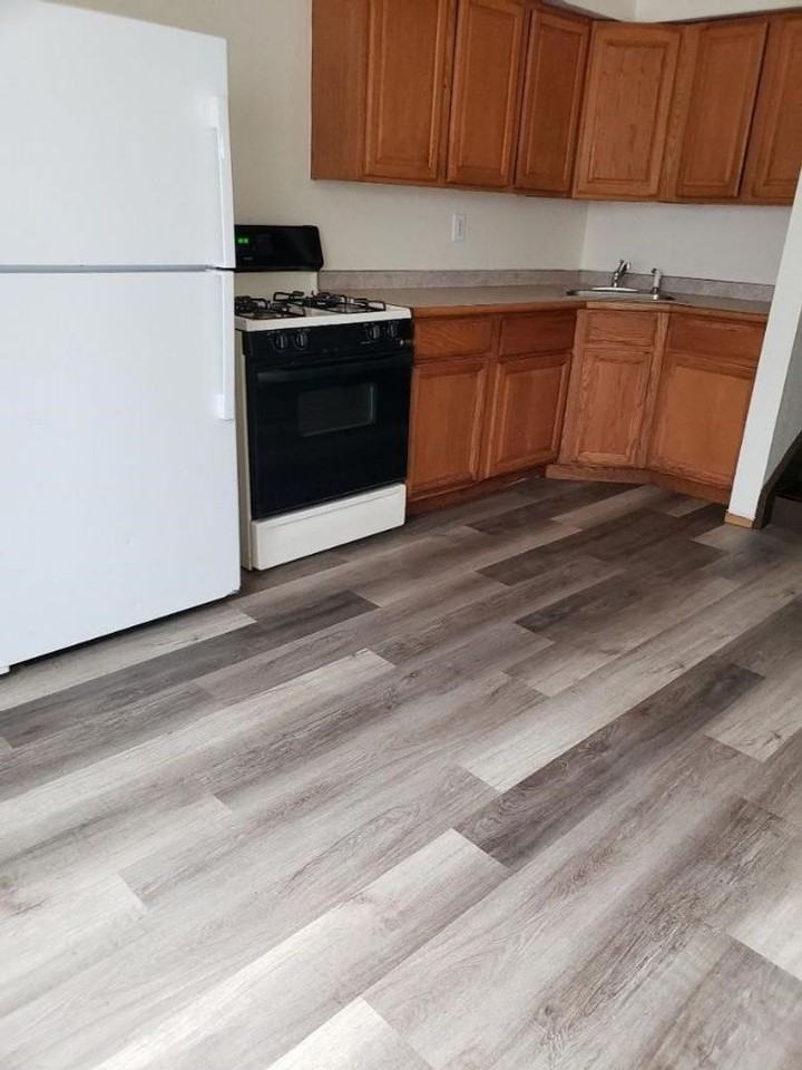 9020H N 95th St - Photo 2 of 7