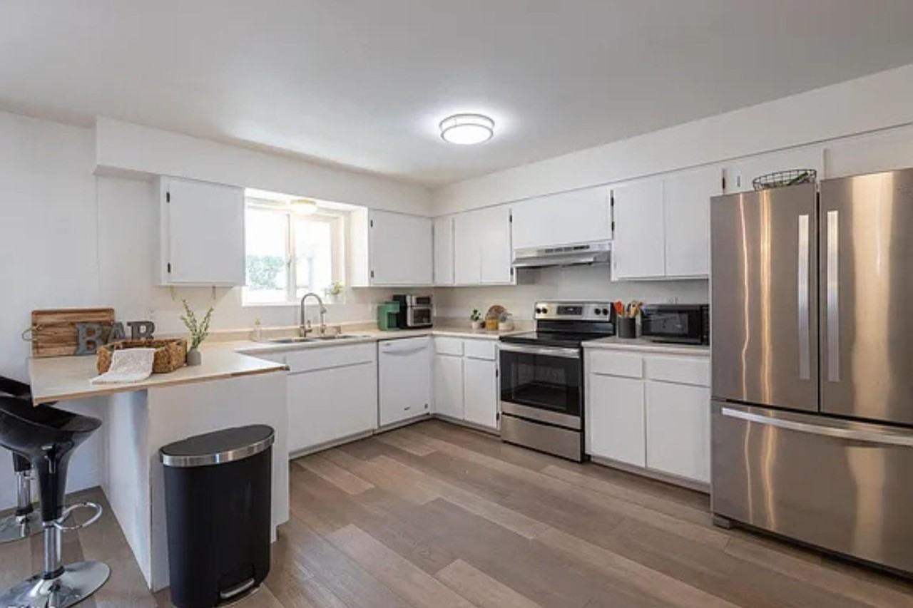 335 E Carter Dr #NA - Photo 4 of 18