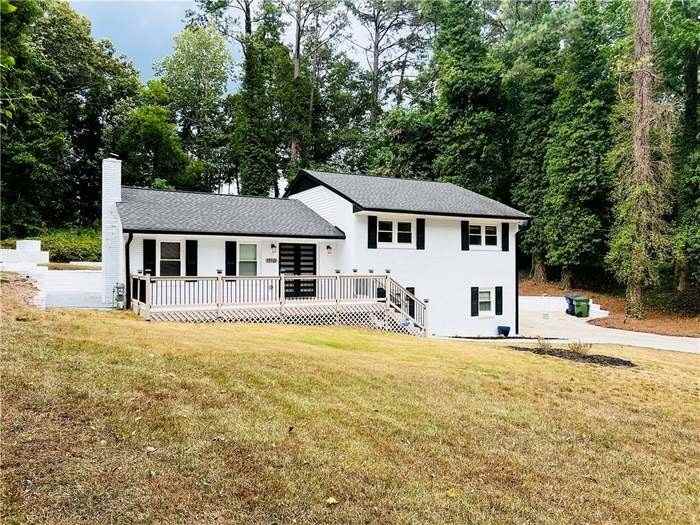 1110 Veltre Cir Sw #11 - Photo 3 of 6