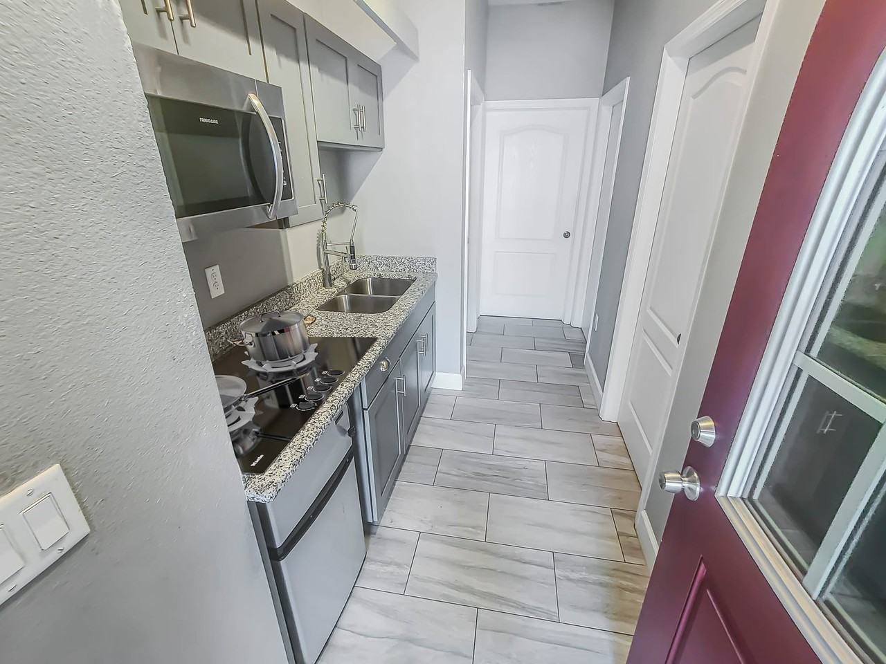 514 E Renfro St Unit B #NA - Photo 3 of 14