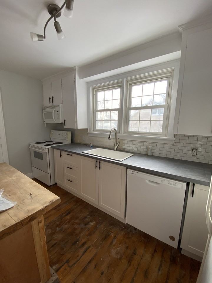 510 Stout Crt #1 - Photo 2 of 13