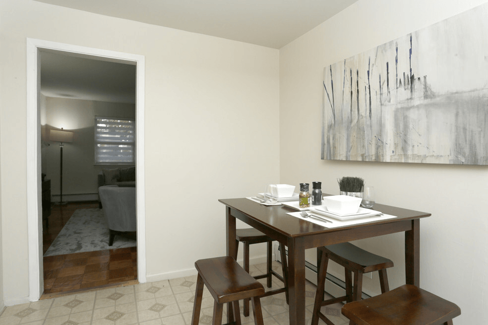 Raritan Crossing Apartment Homes - Photo 5 of 24